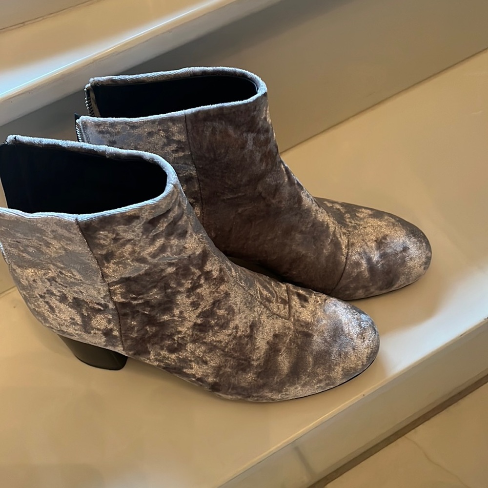 Velvet boots!!!  Rag and bone